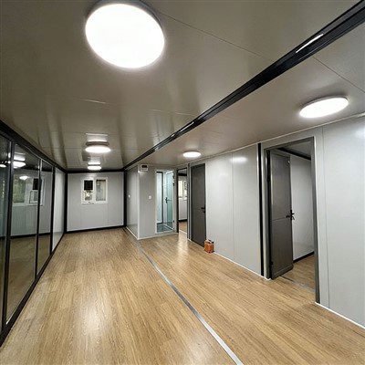 40 jalga laiendatav konteinermaja