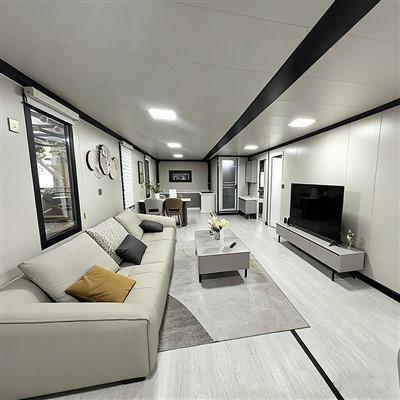 Laiendatav terrassiga konteinermaja